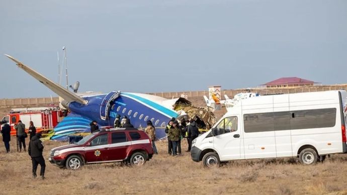 Presiden Azerbaijan Ilham Aliyev pada Senin (6/1/2025) menyatakan kotak hitam pesawat Azerbaijan Airlines (AZAL) yang jatuh di Kazakhstan barat pada akhir Desember sedang dalam proses penguraian data (dekode)