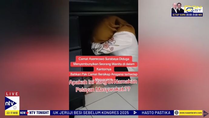 Staf Kecamatan Asemrowo, Devika Sari.