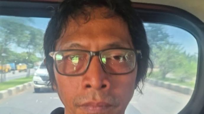 Terduga pelaku pembunuhan Sandy Permana, Nanang Irawan (45) alias Nanang Gimbal saat ditangkap oleh tim gabungan Resmob Polda Metro Jaya dan Polres Metro Bekasi Kabupaten.