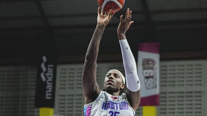 Pebasket Hangtuah Jakarta, Rakeem Maleek Christmas.