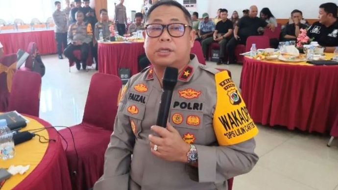 Kaops Satgas Damai Cartenz Brigjen Pol Faizal Rahmadani yang juga menjabat sebagai Waka Polda Papua.  <b>(Antara/ Evarukdijati)</b>