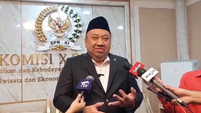 Lalu Hadrian Irfani  Wakil Ketua Komisi X DPR <b>(NTVnews.id/Deddy Setiawan)</b>