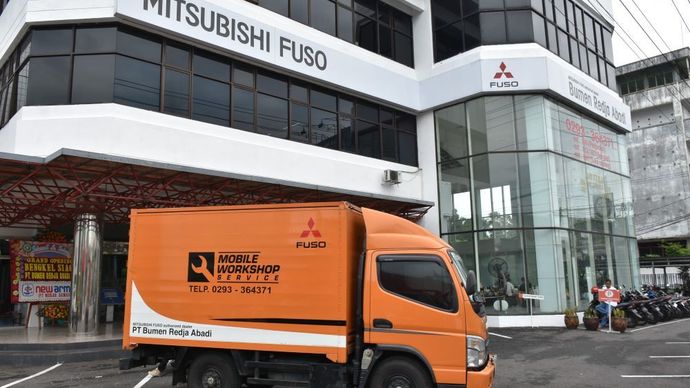 Mitsubishi Fuso menghadirkan dua Bengkel Siaga 24 Jam pada awal tahun 2025. (Foto: Istimewa/KTB)