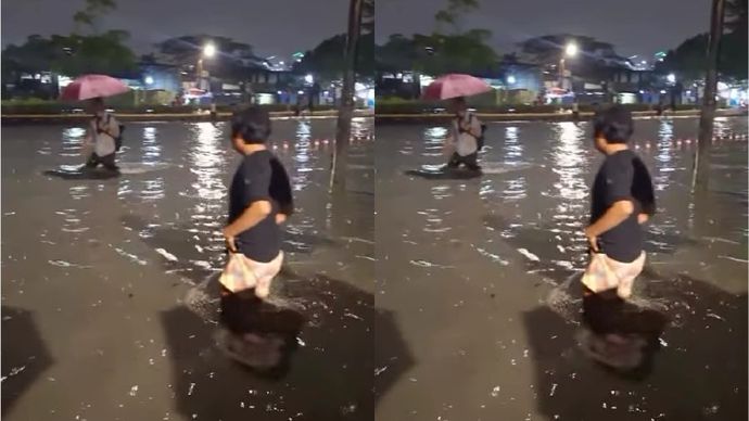 Banjir di Jalan Perintis Kemerdekaan, tepatnya di depan Kompleks Bermis menuju arah Pulogadung.