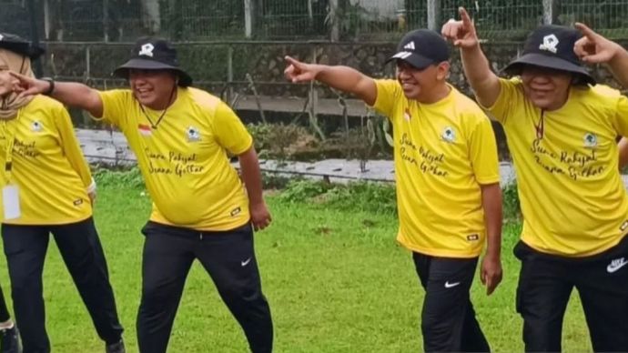 Ketua Umum Partai Golkar Bahlil Lahadalia outbond di The Highland Park Resort, Kabupaten Bogor, Jawa Barat. 