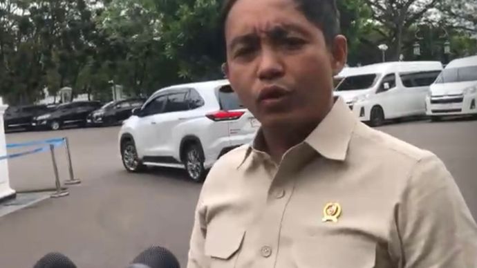 Menteri Kehutanan Raja Juli Antoni