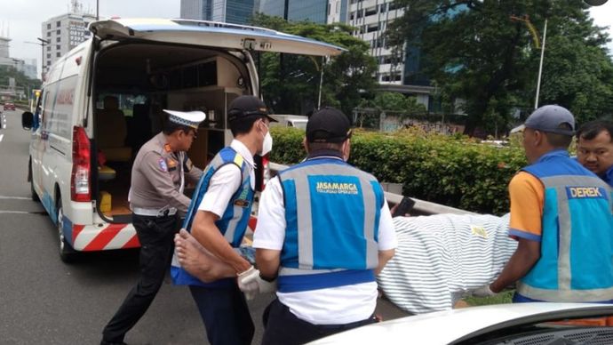 Kecalakaan Beuntun Terjadi di Ruas Tol Dalam Kota