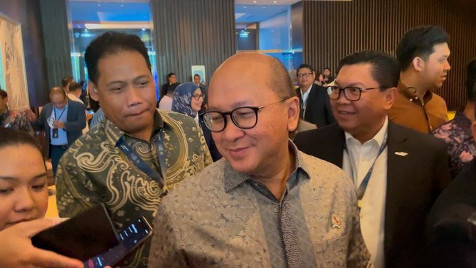 Menteri Investasi dan Hilirisasi/Kepala BKPM Rosan Roeslani buka suara mengenai kabar investasi batal masuk Indonesia akibat premanisme organisasu kemasyarakatan (ormas).