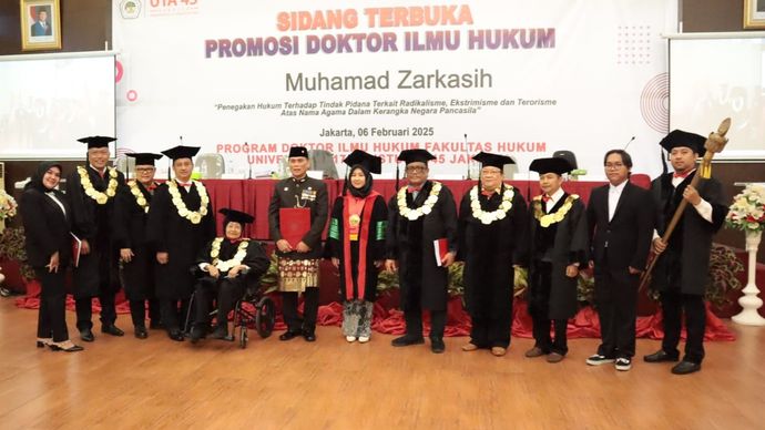 Sidang promosi doktor Muhamad Zarkasih. 