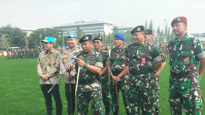 Komandan Pusat Misi Pemeliharaan Perdamaian (PMPP) Mayjen TNI Taufik Budi Santoso saat jumpa pers di Mabes TNI, Cilangkap, Jakarta Timur, Selasa (18/2/2025) 