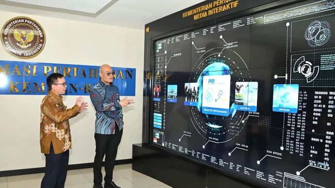 Deddy Corbuzier di Kemenhan yang Ada Tulisan Lorem Ipsum