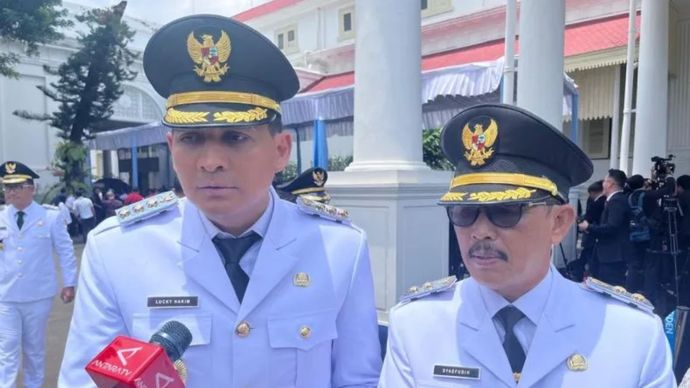 Bupati Indramayu Lucky Hakim dan Wakil Bupati Indramayu Syaefudin dalam wawancara