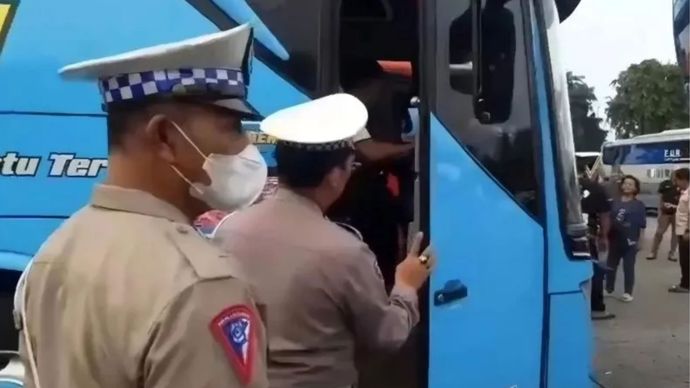 Polda Metro Jaya memeriksa klakson bus yang masih menggunakan klakson 