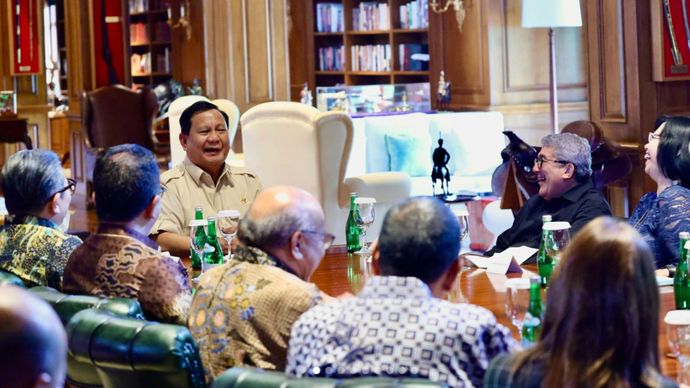 Prabowo Bertemu Pimred di Hambalang