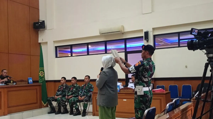 Dokter Spesialis Forensik dan Medikolegal di RSUD Balaraja Tangerang Baety Adhayat saat bersaksi dalam sidang lanjutan kasus penembakan bos rental mobil dengan terdakwa tiga anggota TNI Angkatan Laut (AL) di Pengadilan Militer II-08 Jakarta, Jakarta 