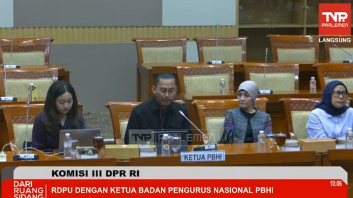 PBHI mengadu ke Komisi III DPR RI. (YouTube) 