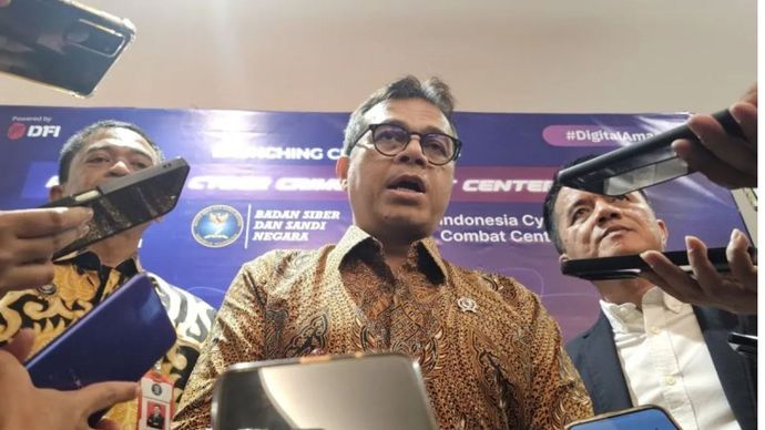 Wakil Menteri Komunikasi dan Digital Nezar Patria dalam wawancara cegat di Jakarta, Selasa (25/2/2025).