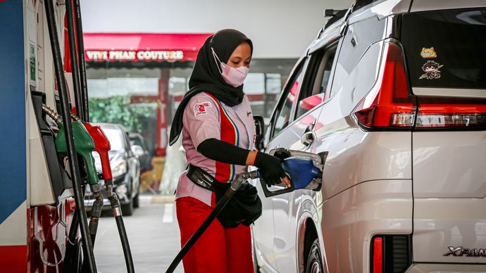 Ilustrasi Pom Bensin Pertamina