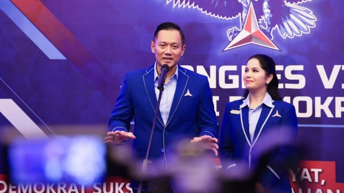 Ketua Umum Partai Demokrat Agus Harimurti Yudhoyono (AHY) dan istri, Annisa Pohan. 