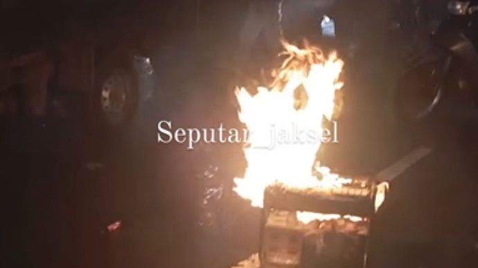 genset terbakar