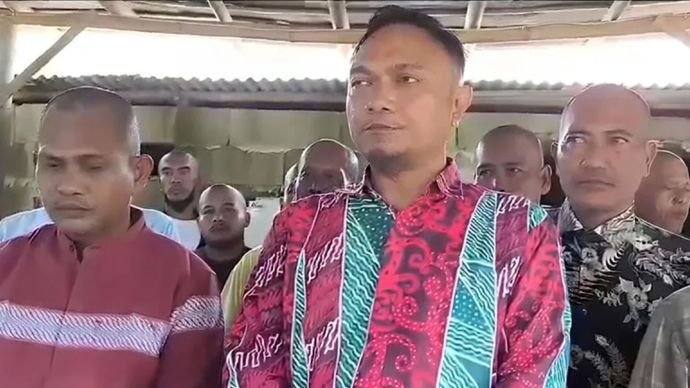 Masyarakat Desa Kohod, Kecamatan Pakuhaji, Kabupaten Tangerang, Banten yang tergabung dari Aliansi Masyarakat Anti Kedzoliman (Amak), menyampaikan gugatan atas kelalaian dan pengabaian