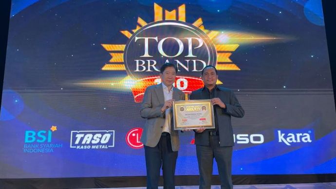 Mitsubishi Fuso meraih dua penghargaan bergengsi yakni Top Brand 100 Award 2025 dan WOW Brand 2025. (Foto: Istimewa)