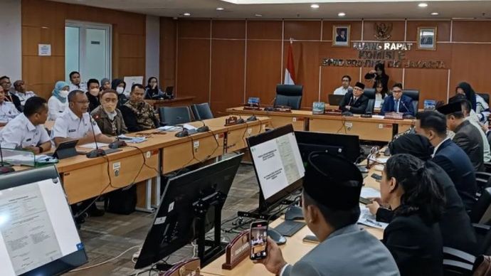 Suasana rapat Komisi E DPRD DKI Jakarta, Rabu (12/5/2025).