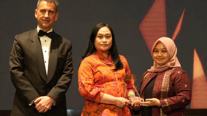 PT Pegadaian meraih penghargaan Islamic Finance News (IFN Global Awards 2024).