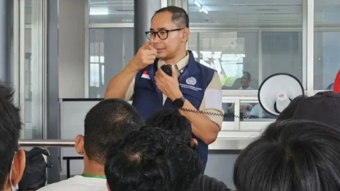 Tim Pelindungan WNI (PWNI) Kementerian Luar Negeri bersama KBRI Bangkok dan KBRI Yangon kembali berhasil mengeluarkan 169 WNI dari Myawaddy, Myanmar.