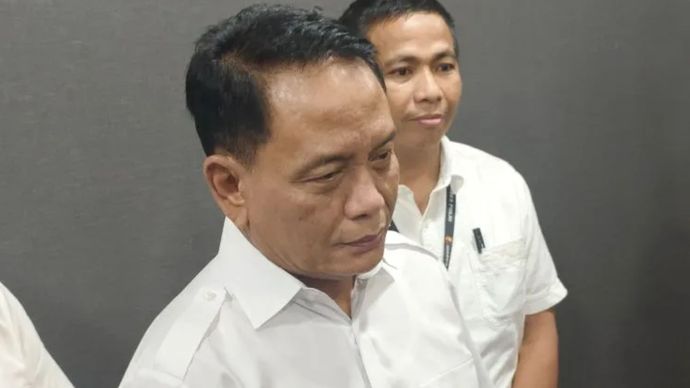 Kepala Korps Pemberantasan Tindak Pidana Korupsi (Kortastipidkor) Polri Irjen Pol. Cahyono Wibowo berbicara dengan awak media di Gedung Bareskrim Polri.