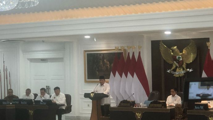 Presiden Prabowo dalam Sidang Kabinet Paripurna