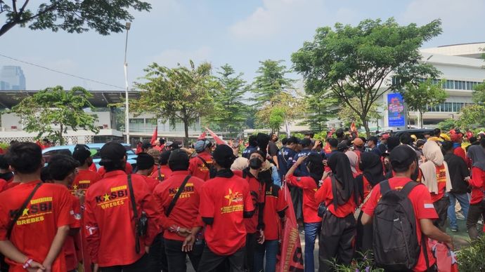 Buruh Konfederasi KASBI. 