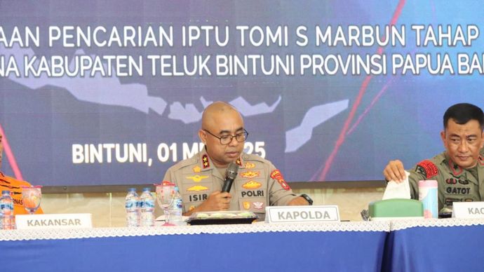 Konferensi pers hasil Operasi Alfa Bravo Moskona 2025. 