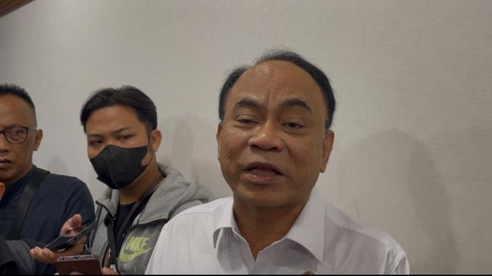 Menteri Koperasi (Menkop) Budi Arie menyampaikan Koperasi Desa dan Kelurahan (KopDesKel) Merah Putih bisa meraup keuntungan Rp1 miliar di tahun pertamanya beroperasi.