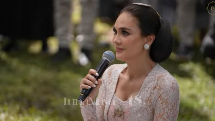 Luna Maya