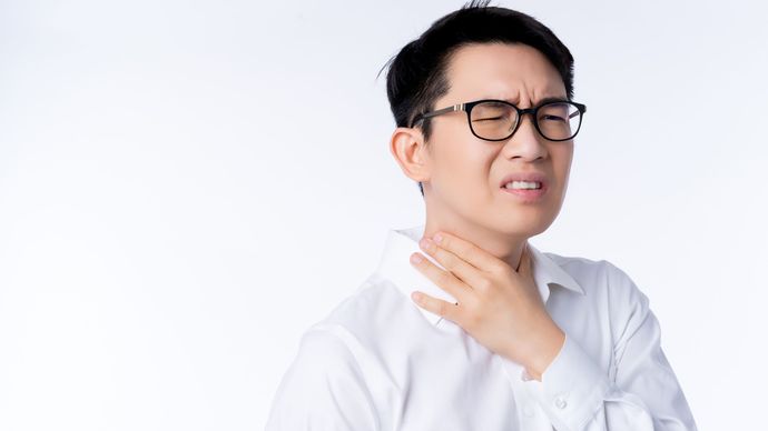 Cara mengobati sakit tenggorokan 