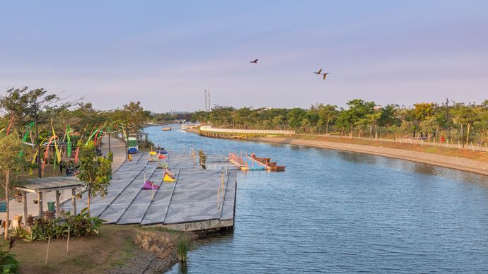 Bird Sanctuary di PIK2 