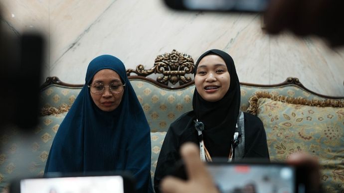 Zahrotun Ulin Nasroh, Jemaah Haji Termuda Asal Pati Jawa Tengah, Berangkat Haji Karena Wasiat Almarhum Ayah