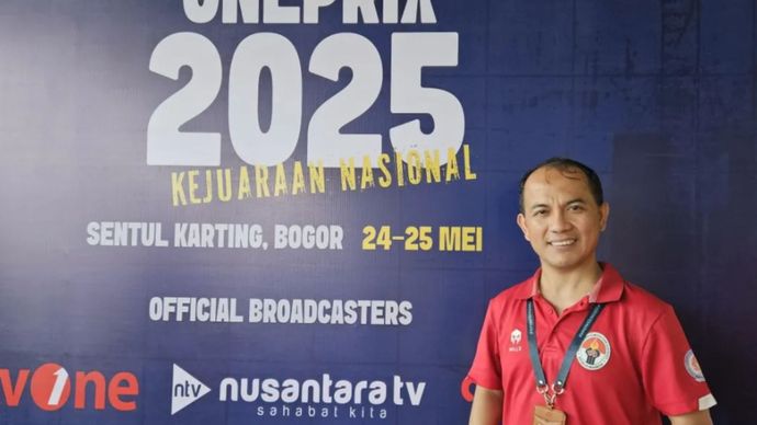 Asisten Deputi Olahraga Profesional Kemenpora, Yusup Suparman, berpose di sela-sela kegiatan Oneprix seri 1 di Sirkuit karting Sentul, Kabupaten Bogor, Sabtu (24/5/2025). ANTARA/RAUF ADIPATI.