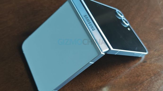 Samsung Galaxy Z Flip 7 FE muncul di Geekbench. (Foto: Istimewa via Gizmochina)
