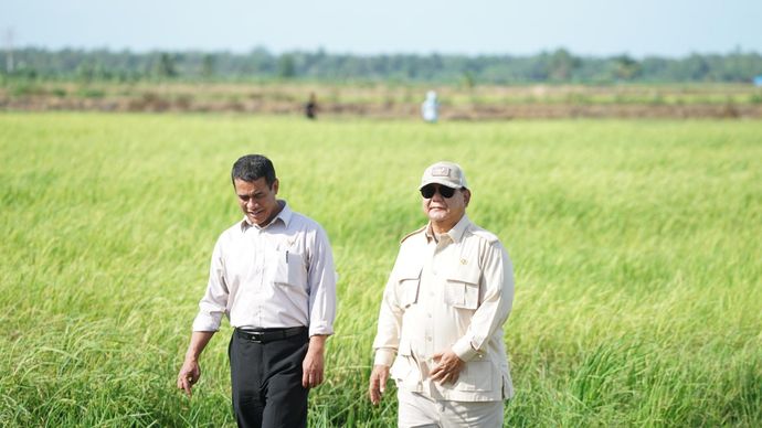 Mentan Andi Amran Sulaiman bersama Presiden Prabowo Subianto