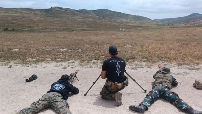 Di MCB Camp Pendleton di California, Amerika Serikat, Sabtu, 31 Mei 2025,&nbsp;personel TNI AL melakukan latihan bersama dengan The United States Marine Corps (USMC) dalam keterampilan penembak runduk atau sniper. 