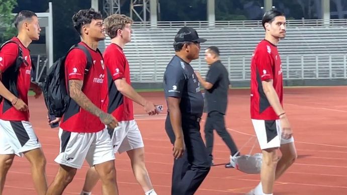 Kevin Diks (depan) telah mengikuti latihan Timnas Indonesia di Jakarta. (NTVNews.id) 