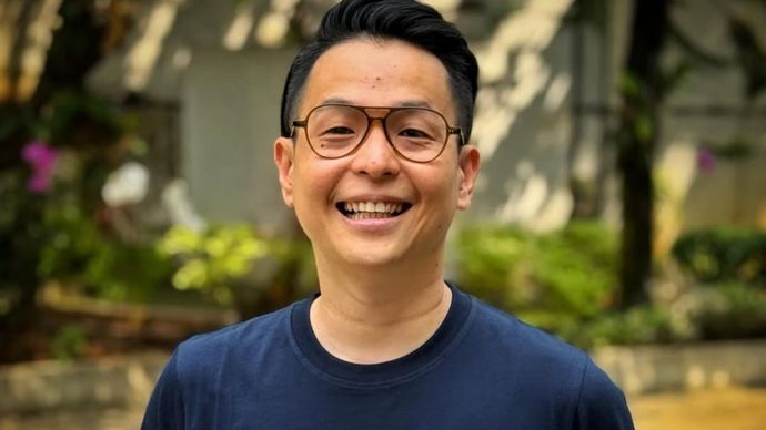 Ernest Prakasa 