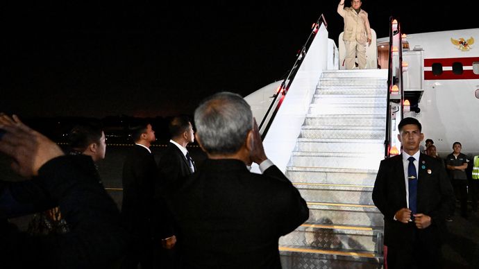 Bertolak dari Singapura, Presiden Prabowo Lanjutkan Lawatan ke Rusia