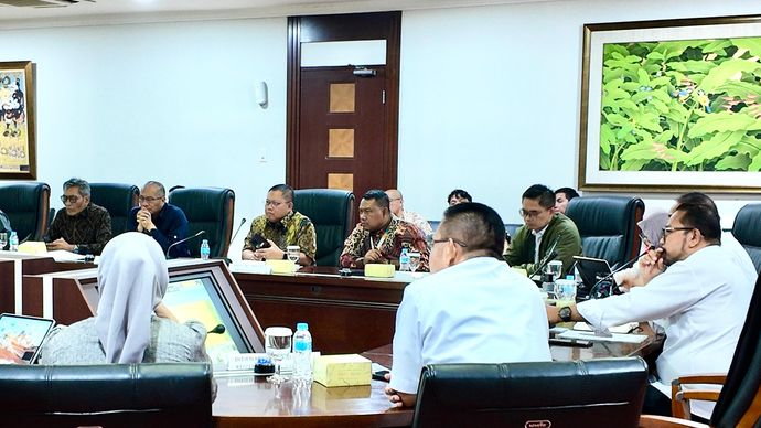 Kementerian Agama menyatakan dukungan terhadap percepatan Proyek Strategis Nasional (PSN) Jalan Tol Ciawi&ndash;Sukabumi. Dukungan ini mencakup penyelesaian kendala regulasi terkait pengadaan tanah yang melibatkan aset wakaf.