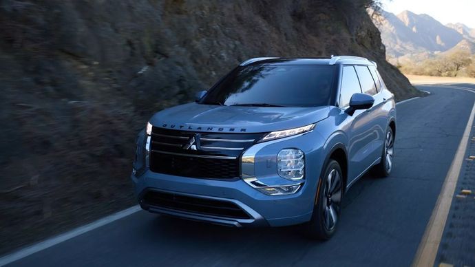 Mitsubishi Outlander. (Foto: Istimewa via Carscoops) 