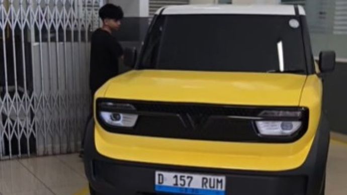 Andy Garna memastikan mobil listrik VinFast VF3 miliknya sudah kini dalam kondisi baik. (Foto: Tangkapan layar Instagram @andygarna)