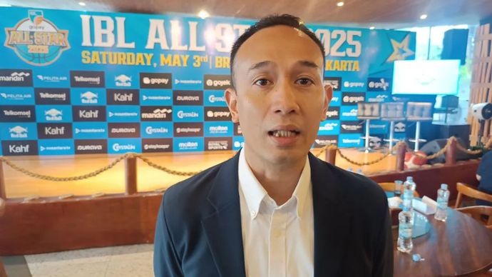Selasa (22/4)Junas Miradiarsyah, Dirut IBL menjawab pertanyaan media pada Selasa, di Jakarta. 