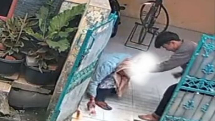 Anak pukuli ibu di Bekasi